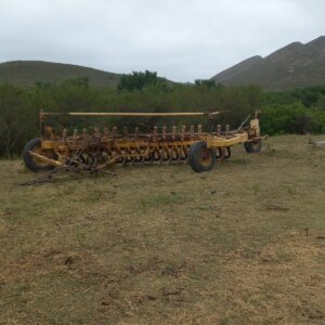 18 Skottel Eenrigting Ploeg / One Way Plough