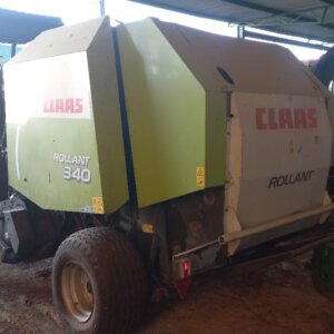 Claas Rollant 340 Baler