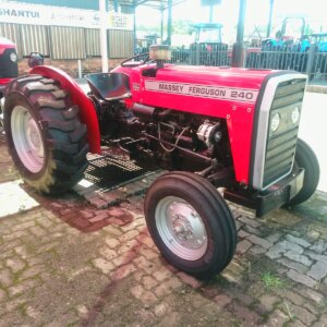 Massey Ferguson 240 Trekker / Tractor