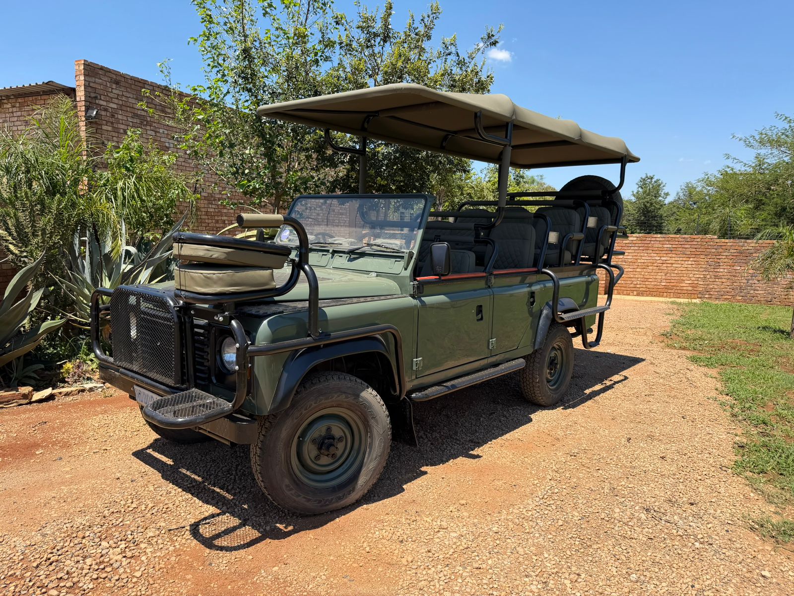 1988 Landrover Defender V8 Petrol Game Viewer / Wildkyker