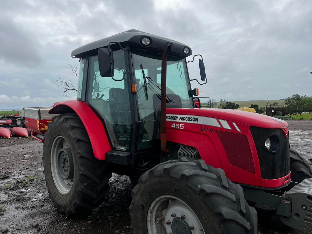 Massey Ferguson 455 Trekker / Tractor