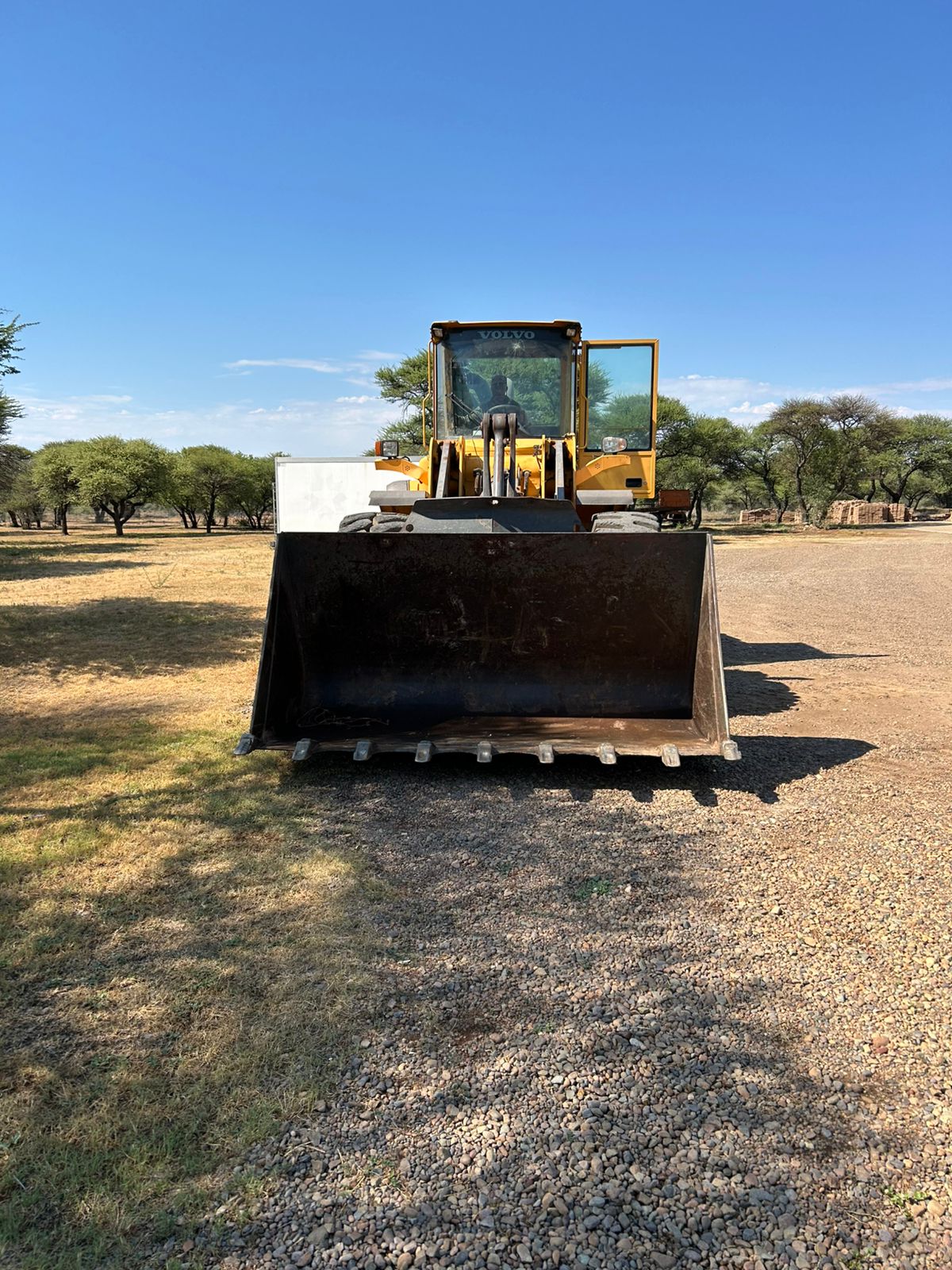 Volvo L120E Front End Loader / Voorlaaier - Image 3