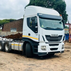 Iveco 480 Staris Voorhakker Trok / Horse Truck