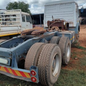 Alternative view of 1986 Mercedes Benz V-Series 2636 Truck / Trok