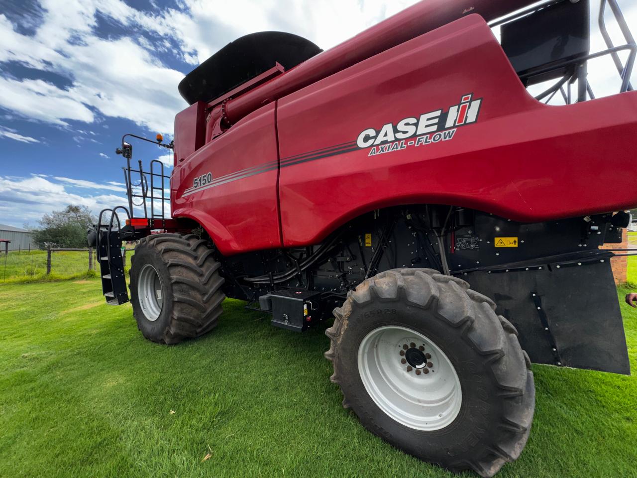 Case 5150 Combine Harvester / Stroper - Image 2