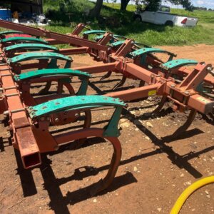 11 Tine / Tand Kverneland CLC Ripper