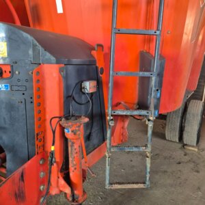 Alternative view of 9.5 Ton Kuhn Profile 2070 Feed Mixer / Voermenger