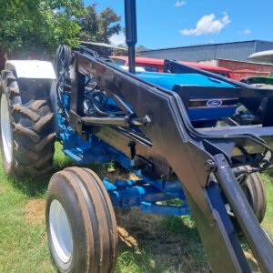 Alternative view of Ford 6610 Trekker / Tractor with Loader