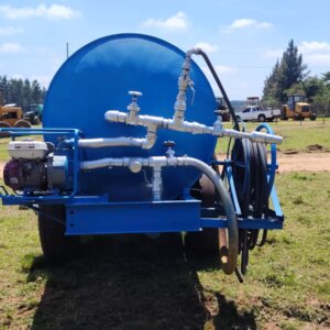 Alternative view of 5 000L Enkel As Watertenk Sleepwa / Single Axle Water Tank Trailer