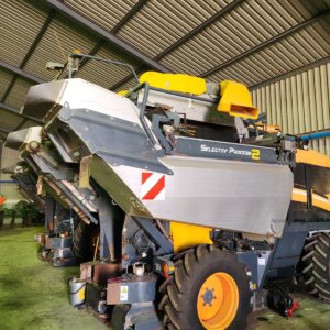 Alternative view of Pellenc 755 SP2 Druiwe Stroper / Grape Harvester