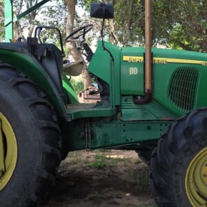 John Deere 6320 Trekker / Tractor
