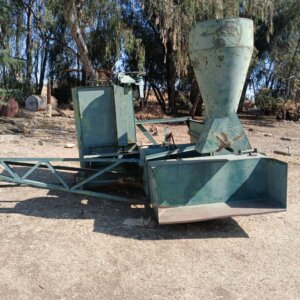 Van Zyl Voerstroper / Forage Harvester