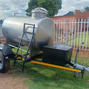1 000L Milk Tank Trailer / Melktenk Sleepwa