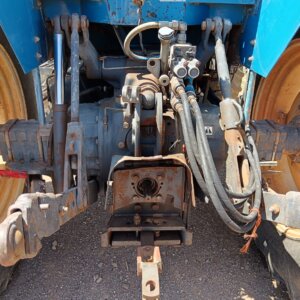Alternative view of New Holland 7840 Trekker / Tractor