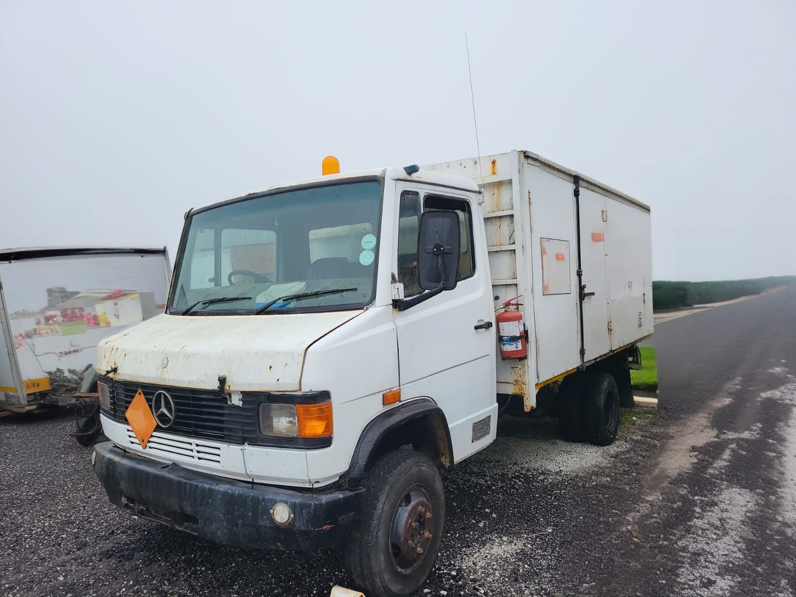 Mercedes Benz Bread Truck / Brood Vragmotor