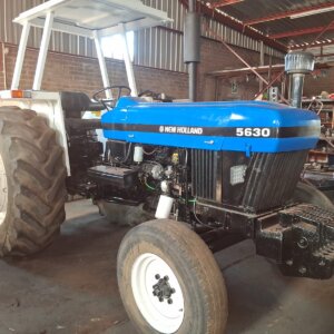 New Holland 5630 4x2 Trekker / Tractor