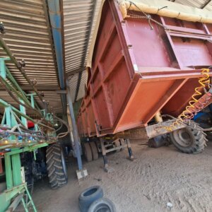 Alternative view of 30 Cube Grain Tip Trailer / Graan Tipper Sleepwa