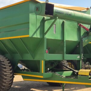 Alternative view of 20 Ton SSK Grain Cart / Tapkar