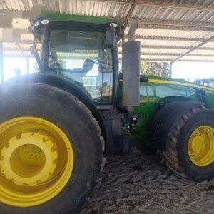 John Deere 8270R Trekker / Tractor