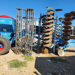 Lemken Solitair 9/600 KA-DS Planter with Lemken Rubin 10/600 KUA Disc Harrow