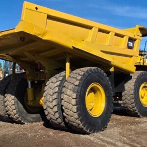 Alternative view of CAT 773E Dumper Truck / Vragmotor