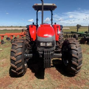 Alternative view of McCormick B95 Trekker / Tractor