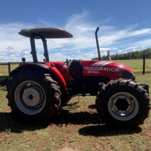 McCormick B95 Trekker / Tractor