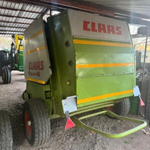 2x Claas 46 Round / Ronde Baler