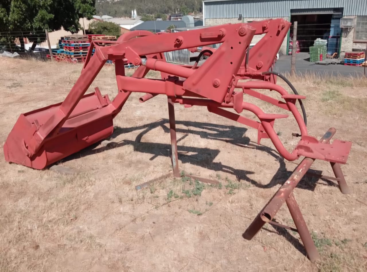Quicke Front End Loader Attachment / Voorlaaier Aanhegsel