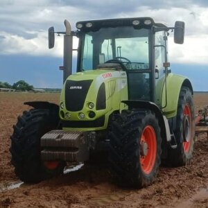 Claas Arion 630C Trekker / Tractor