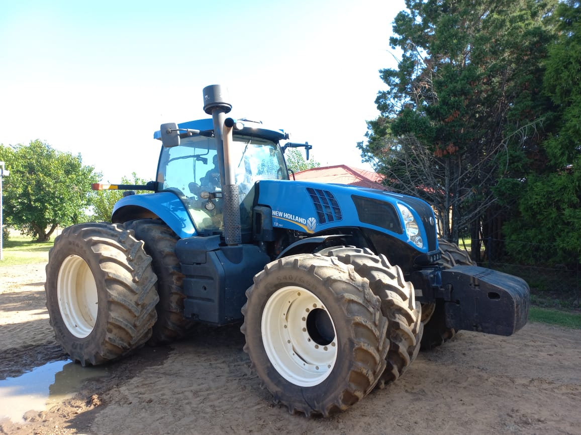 New Holland T8 390 Trekker / Tractor - Image 3