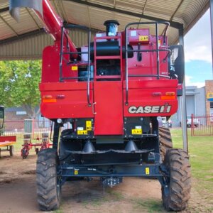 Alternative view of Case 4088 Stroper / Combine Harvester