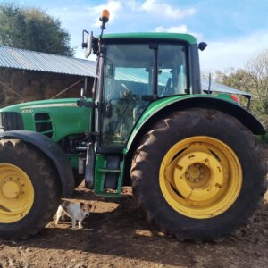 Alternative view of John Deere 6330 Trekker / Tractor