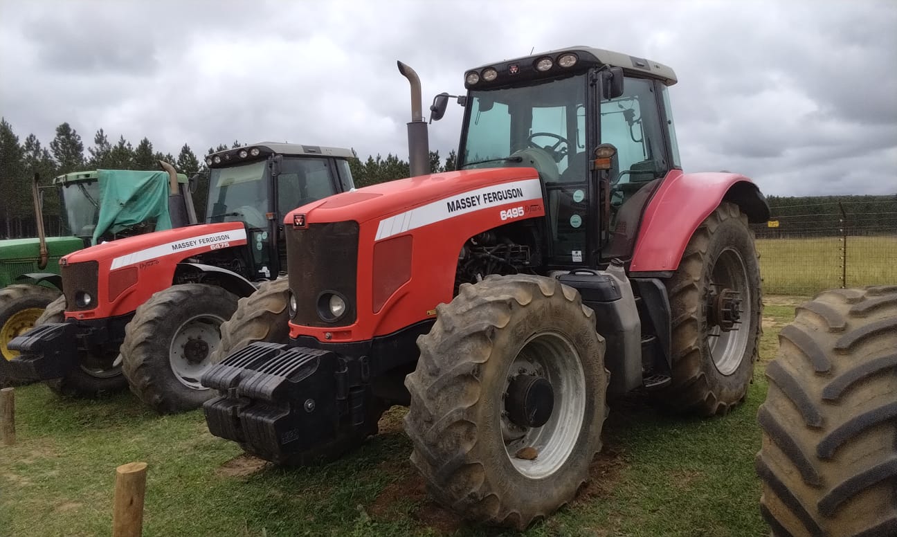 Massey Ferguson 6495 Trekker / Tractor