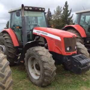 Massey Ferguson 6475 Trekker / Tractor