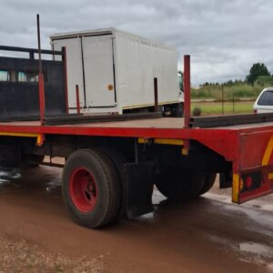 Alternative view of 1980 Mercedes Benz 8 Ton Truck / Trok