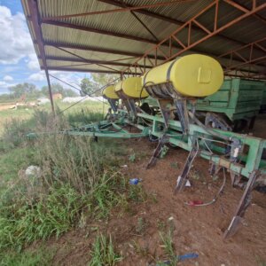 Alternative view of John Deere Planter Frame / Planterraam