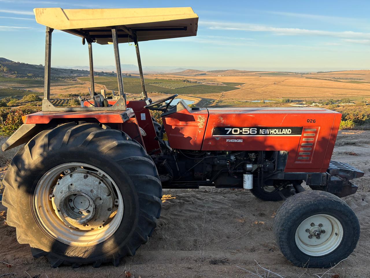 New Holland 70-56 Trekker / Tractor - Image 3