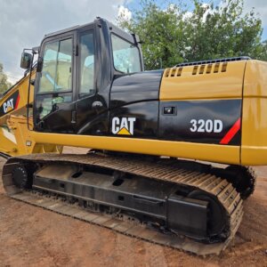 2x CAT 320D Excavator / Graafmasjien