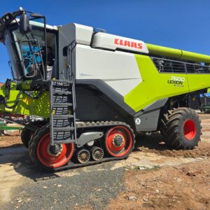 Claas Lexion 7600 Terre Trac Combine Harvester / Stroper