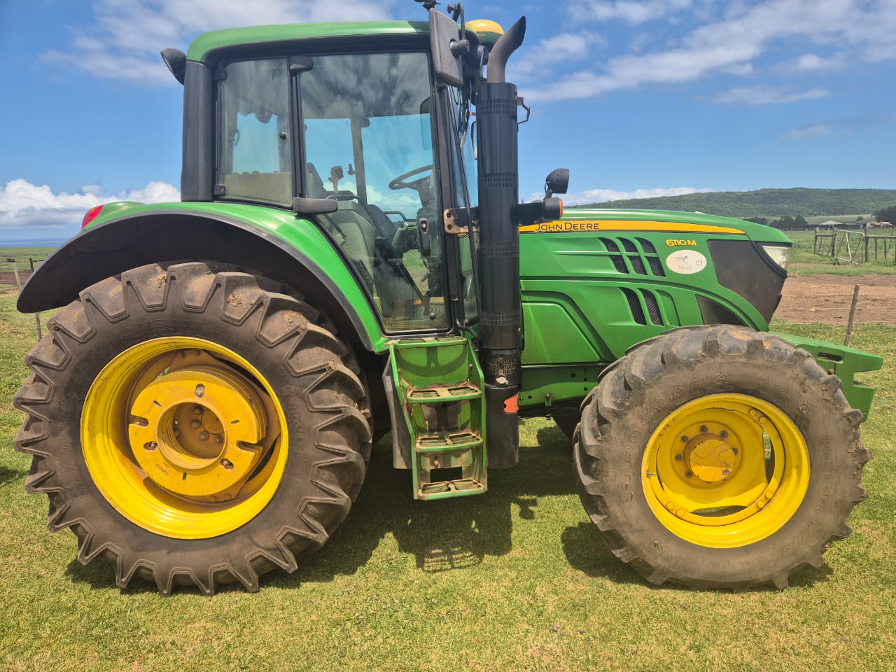John Deere 6110M Trekker / Tractor