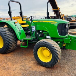 John Deere 5075E Trekker / Tractor