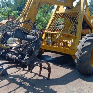 Bell Crane Loader / Kraan Laaier