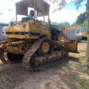 CAT D4 Dozer / Stootskraper