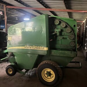 John Deere 685 Round / Rone Baler