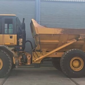 Bell B25D 6x6 Dump Truck