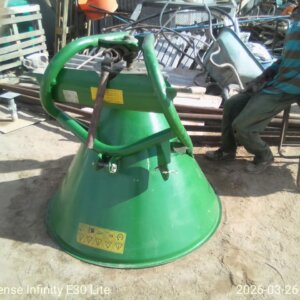 Alternative view of 1 Disc Fertilizer Spreader / Strooier & 1.5m Slasher / Bossiekapper