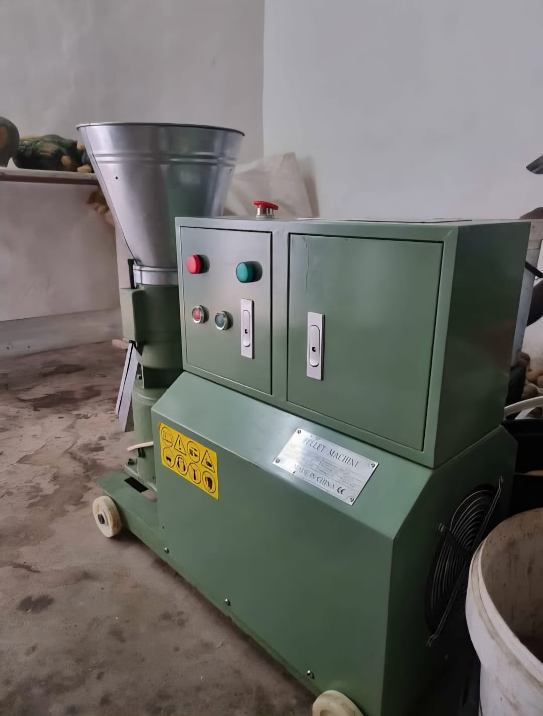 Nukor KL150 Pellet Masjien / Machine - Image 5