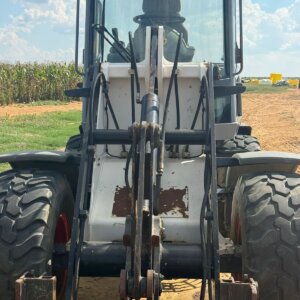 Alternative view of Bobcat Skidsteer