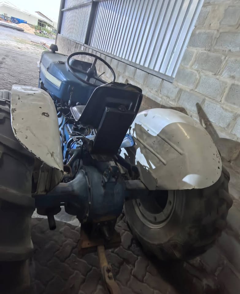 Ford 3000 Trekker / Tractor - Image 4